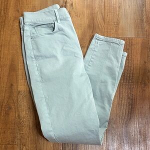 Ann Taylor the skinny mint green denim jeans size 6